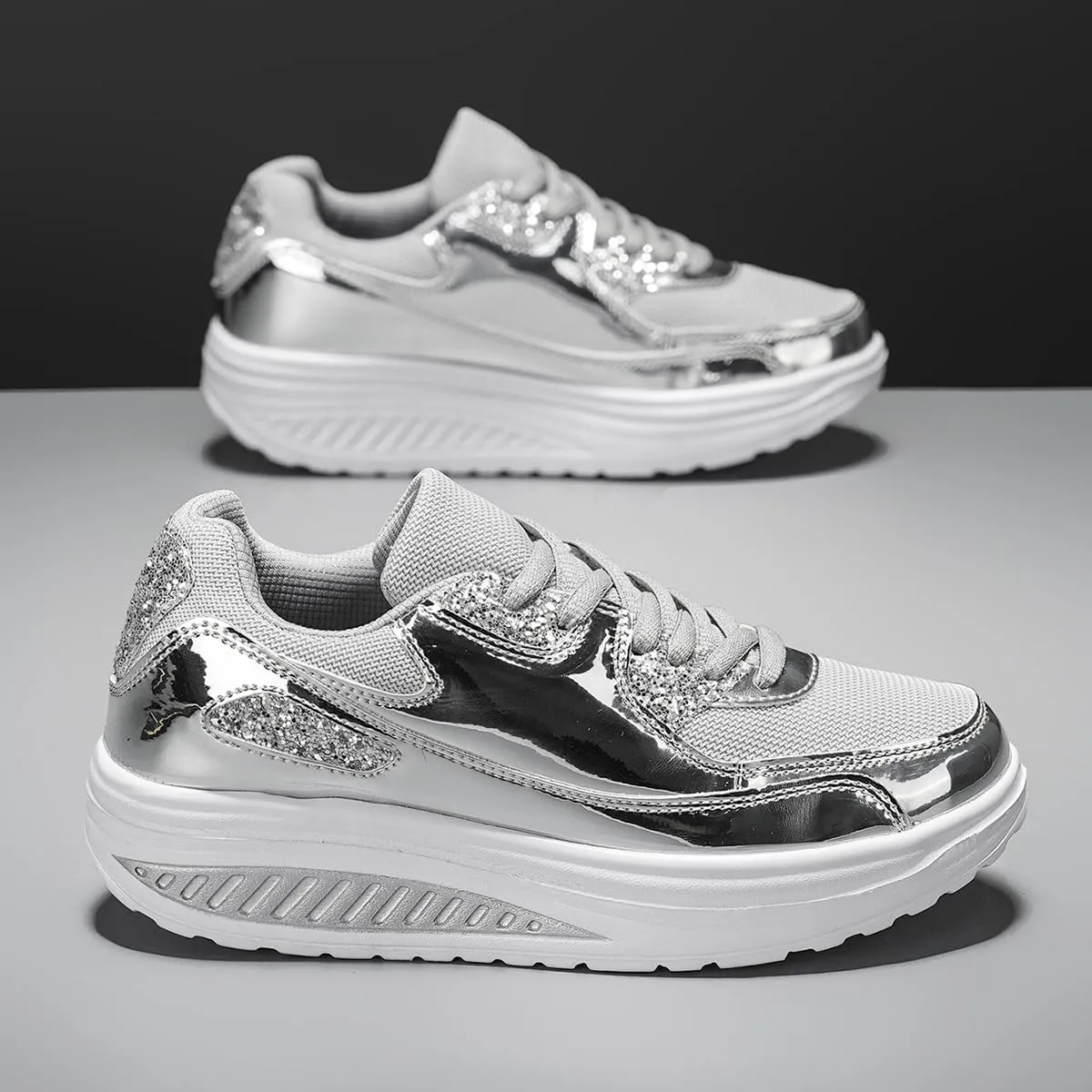 Breathable Mesh Glitter Gold Silver Low Top Sneakers Stylish Lightweight Round Toe Walking Shoes for Men Commuting Travel Fitness Couples Wear Idea