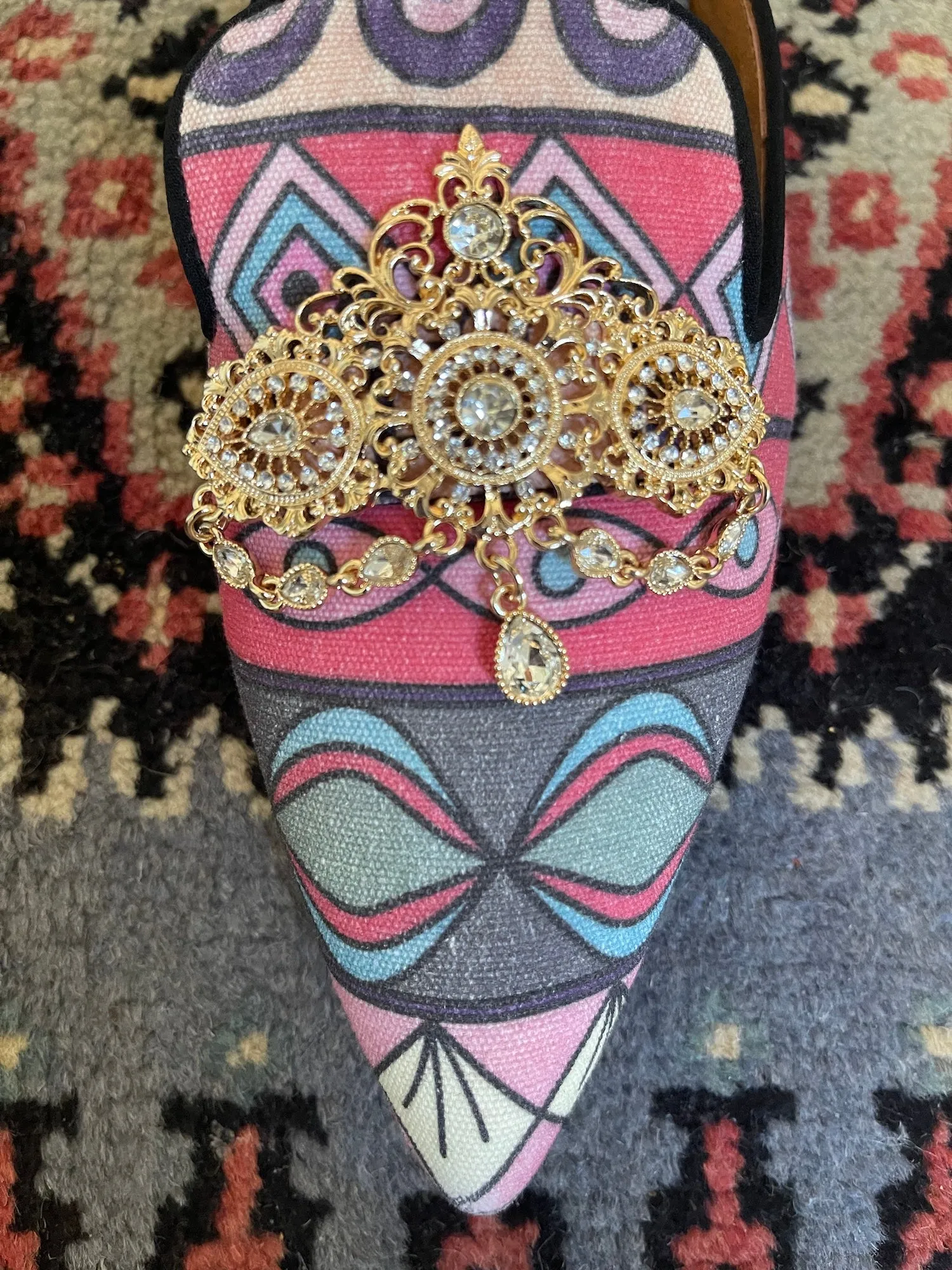 Cleopatra Novelty Print Flat Mules