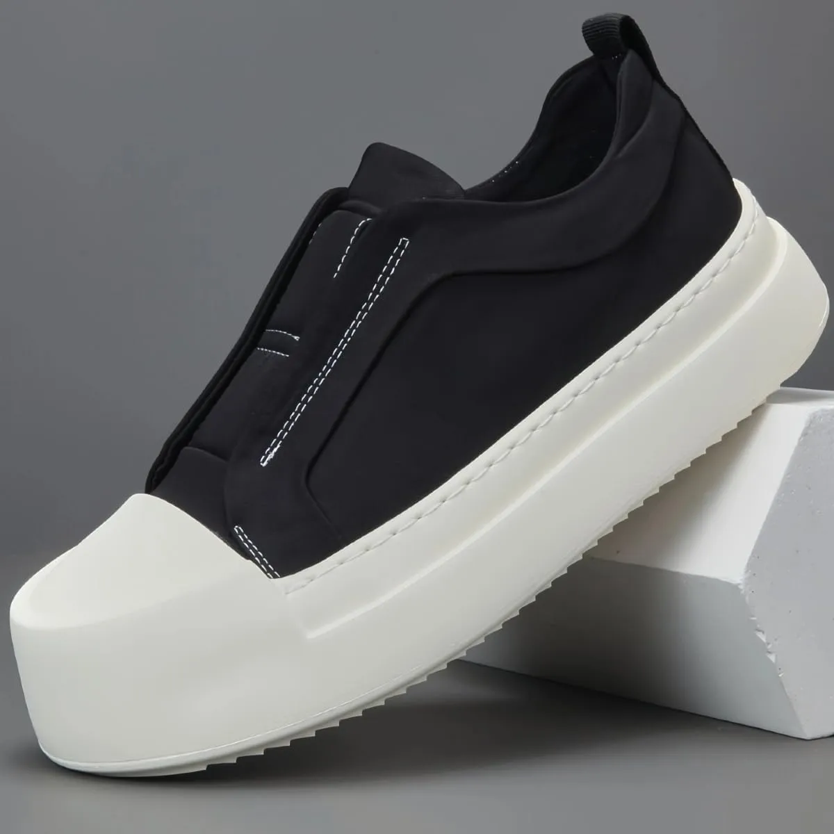Fashion Sneaker Shoes for Men Casual Slip-on Closed Toe Waterproof Platforms Flats Shoes Light Outdoor Activities