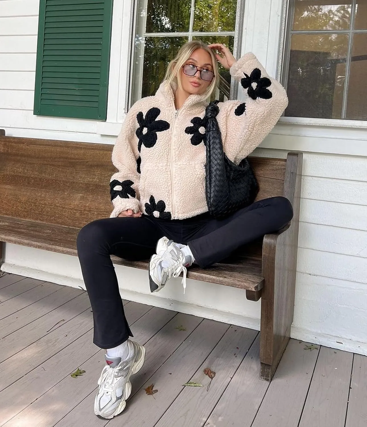 Maixang Womens Floral Print Sherpa Fleece Jackets Winter Zipper Cropped Coat Casual Long Sleeve Outwear with Pockets
