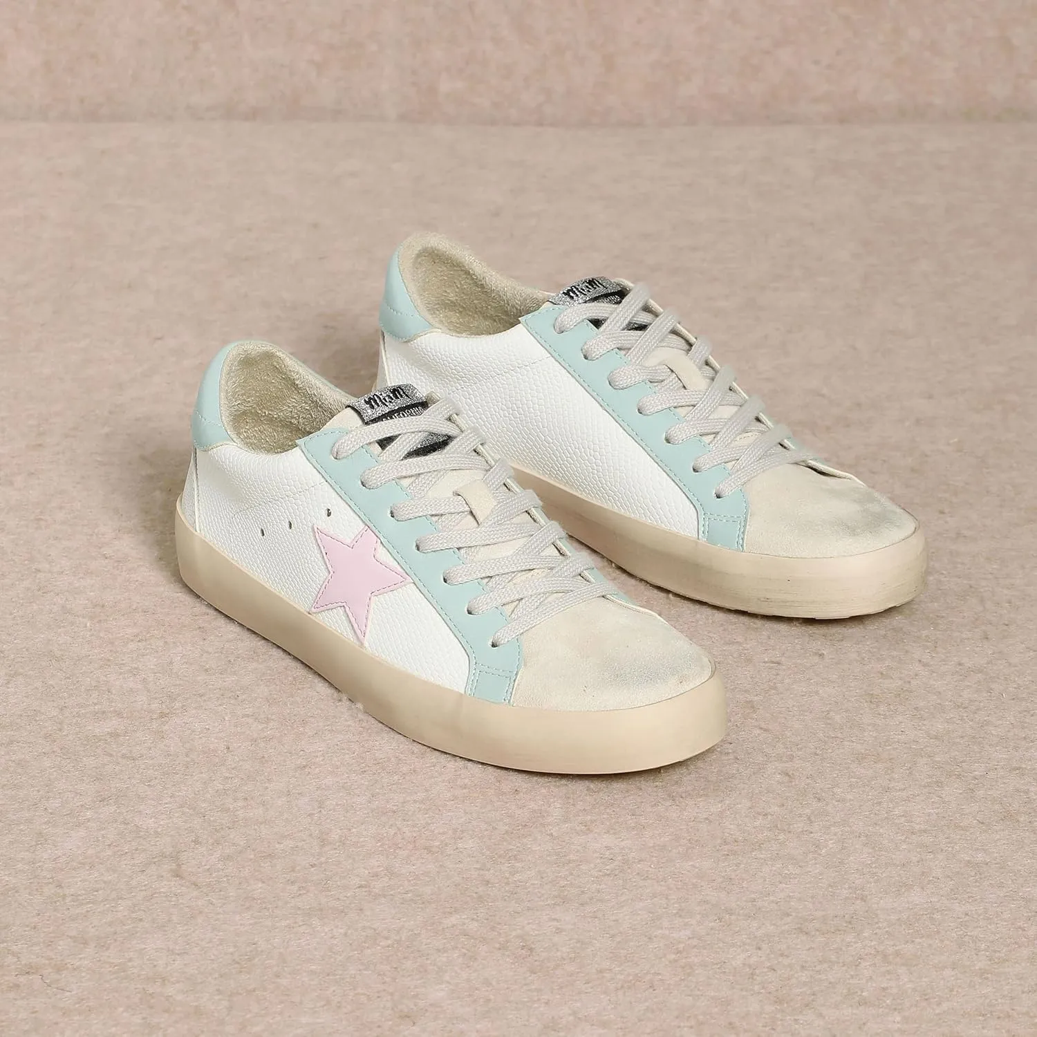 Mi.iM Sofia Rubber Sole Lace-up Low Top Star Sneakers