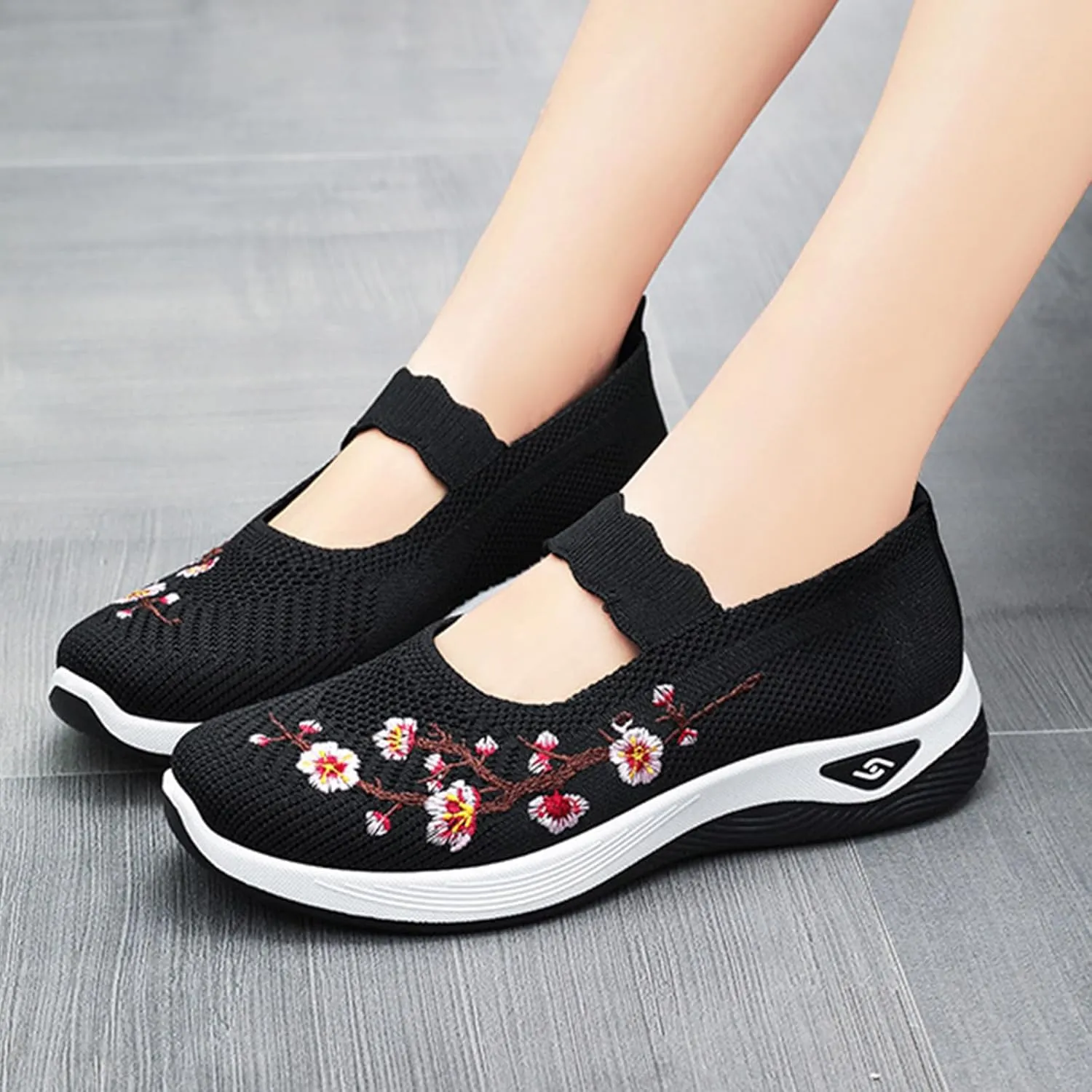 Orthopedic Shoes for Women Flower Embroidered Slip On Casual Woven Flat Loafers Breathable Soft Shoe Diabetic Walking Sneakers Comfortable Non Slip Work Sneaker with Arch Support