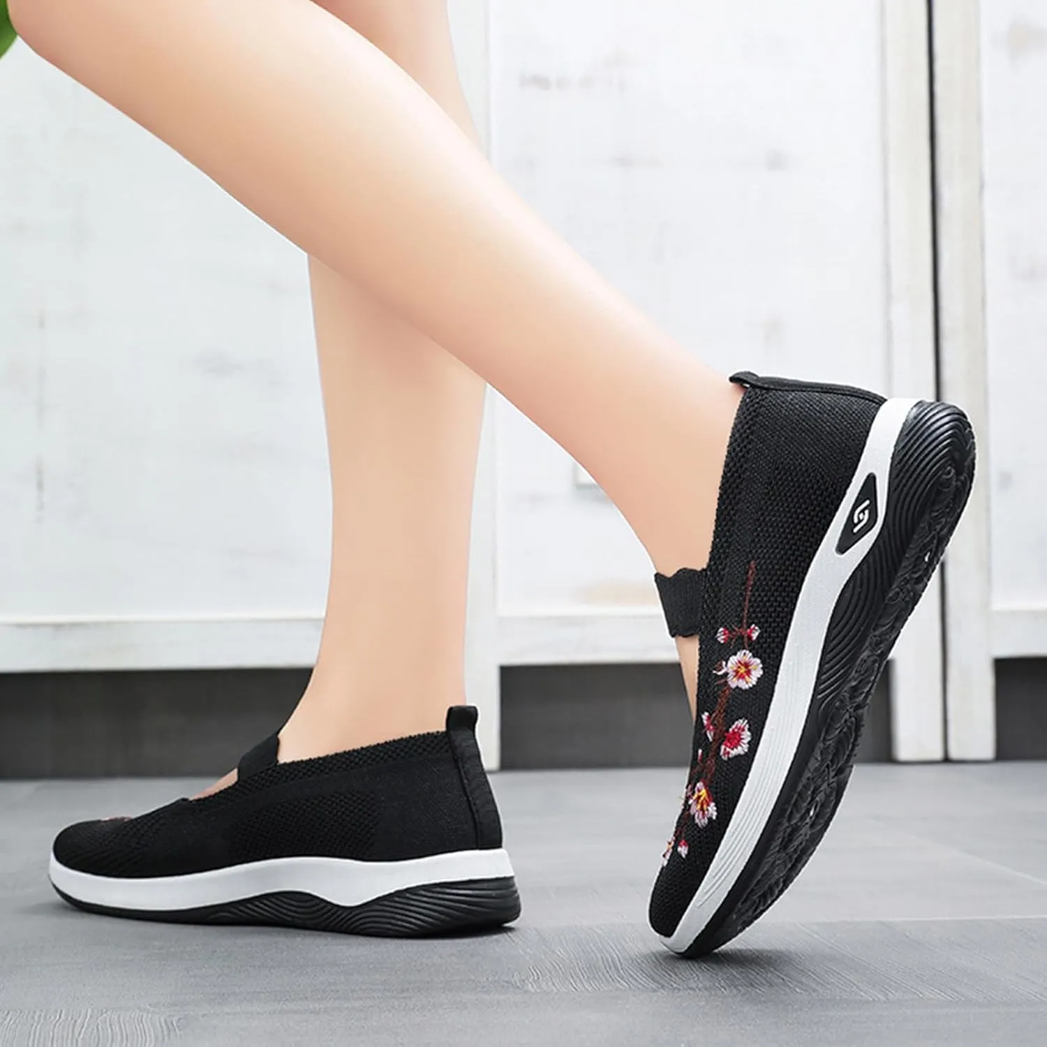 Orthopedic Shoes for Women Flower Embroidered Slip On Casual Woven Flat Loafers Breathable Soft Shoe Diabetic Walking Sneakers Comfortable Non Slip Work Sneaker with Arch Support
