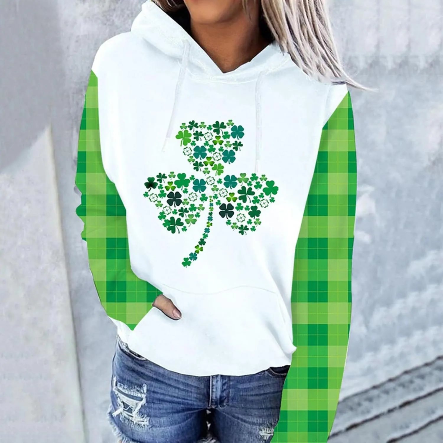St. Patrick's Day Hoodies for Women Casual Long Sleeve Hooded Sweatshirts Novelty Clover Shamrock Print Pullover Tops