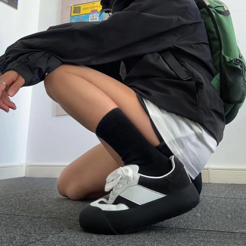 Women's Skateboard Shoes Chunky Platform Sneakers Lace-Up Low Top Comfortable Casual Shoe