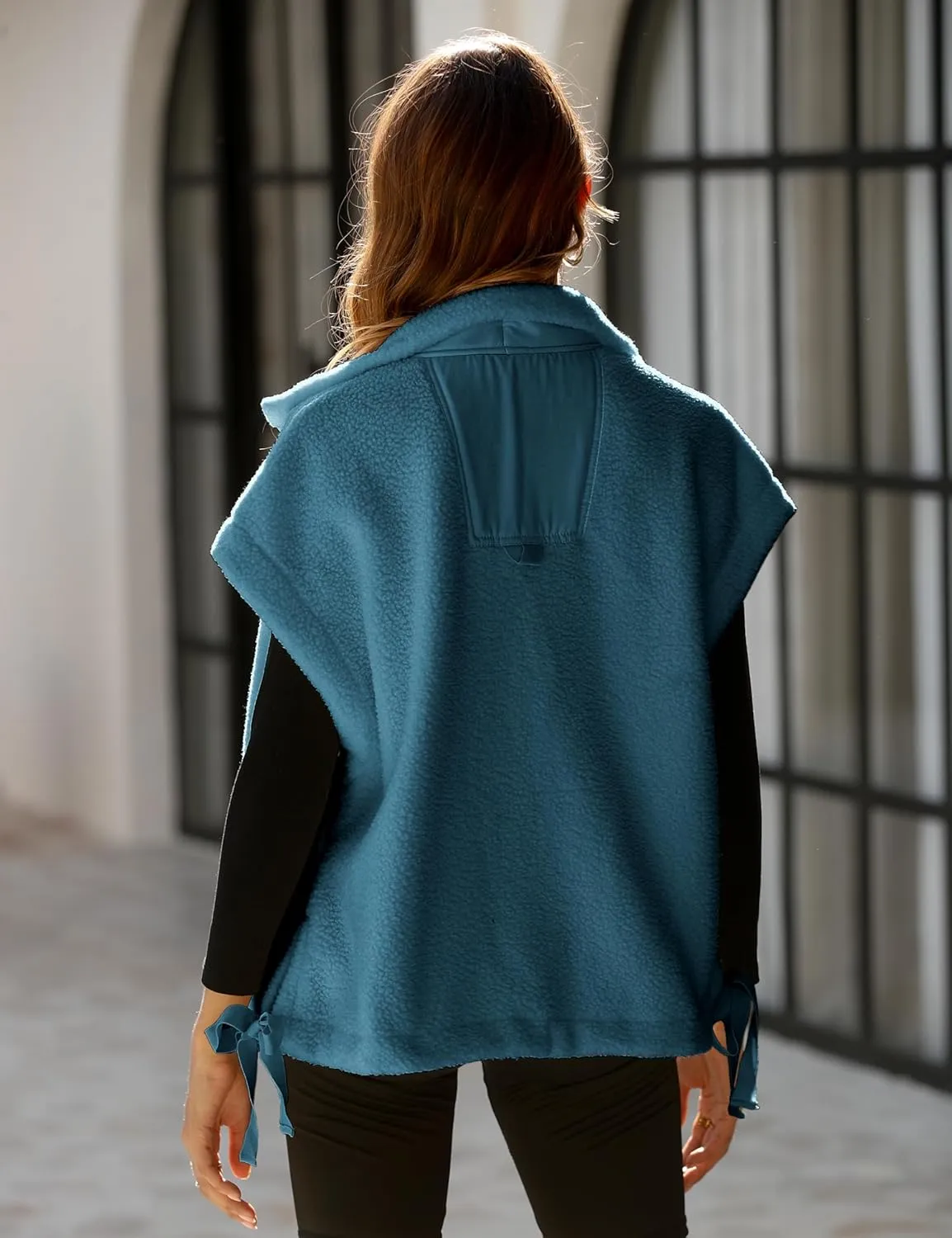 Yeokou Women's Fleece Vest Casual Sleeveless Button Down Winter Warm Sherpa Jacket with Pockets