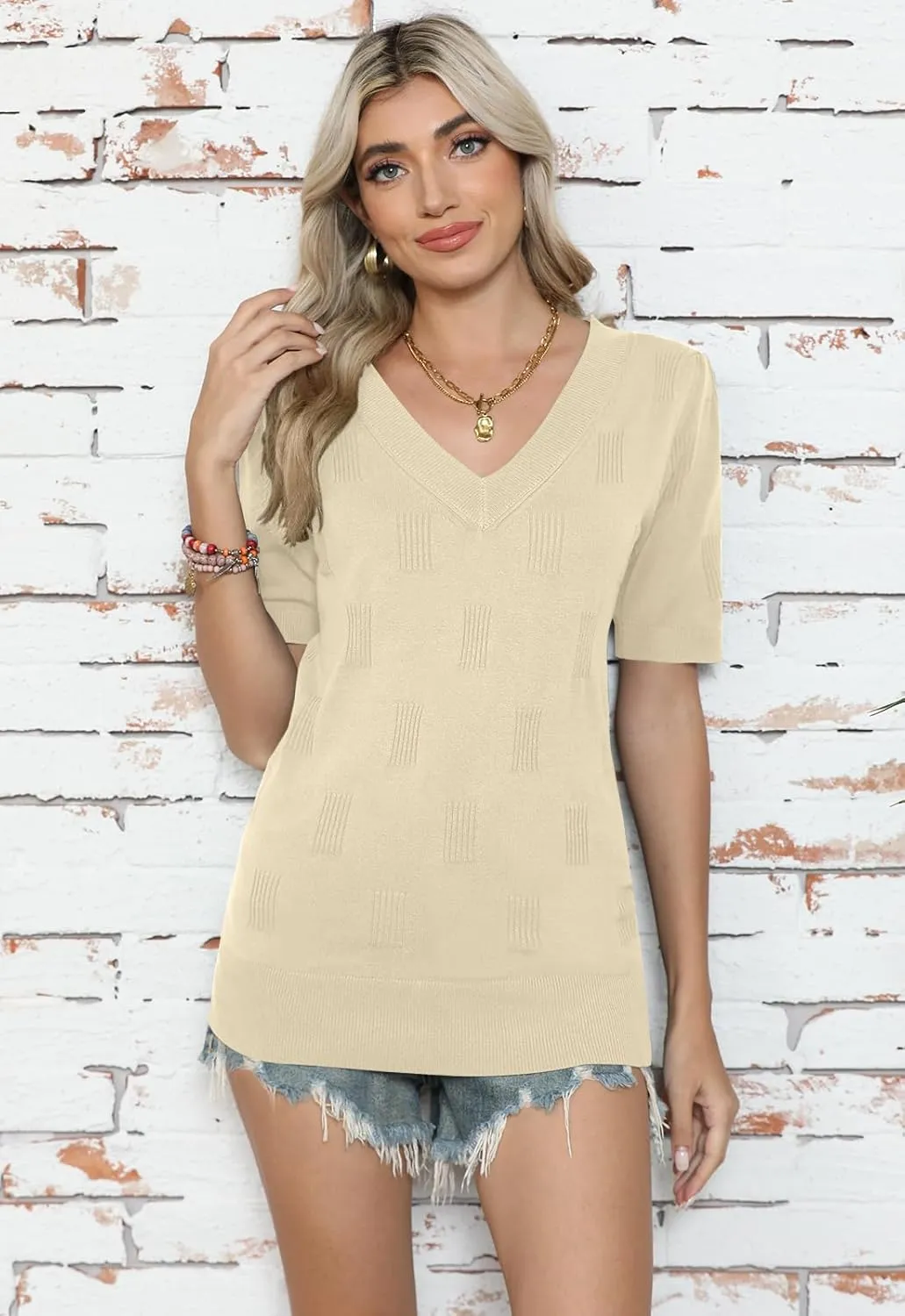 Yincro Womens Short Sleeve Sweaters Fall Summer Tops V Neck Lightweight Knit Pullovers