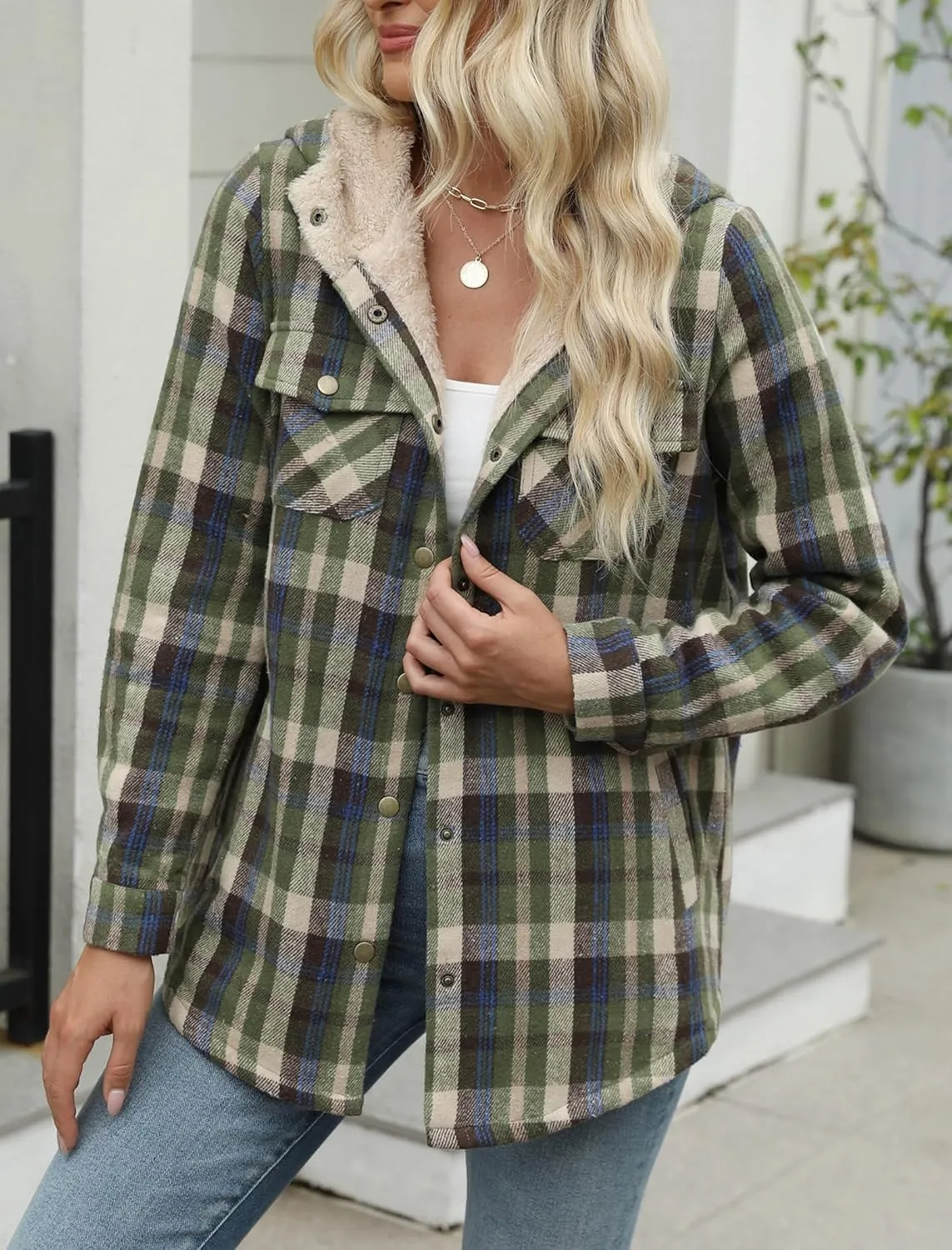 Zeagoo Womens Plaid Shacket Jacket Long Sleeve Button Down Fleece Hooded Jackets Warm Coat